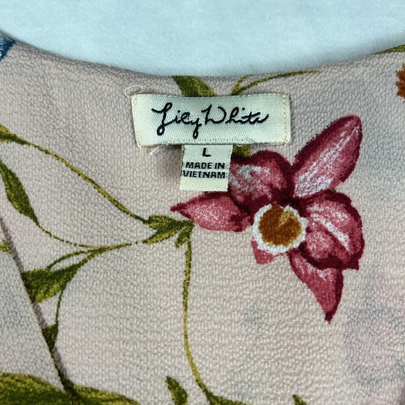 Lily White L Pink Floral Blouse - Picture 10 of 13